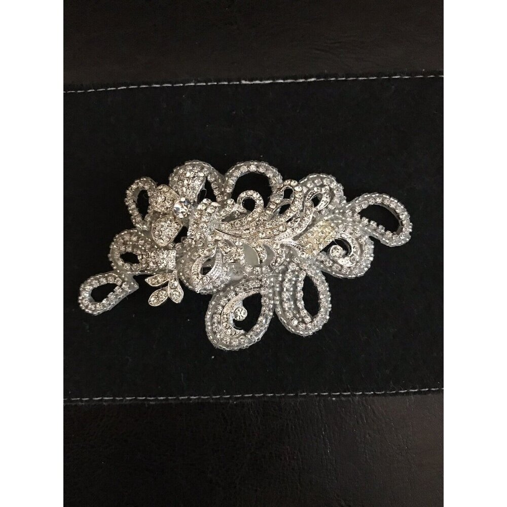 Vtg Bridal Hair Piece Brooch and Earring Set Silver Filigree Rhinestones 4.5"‎ - Picture 4 of 12